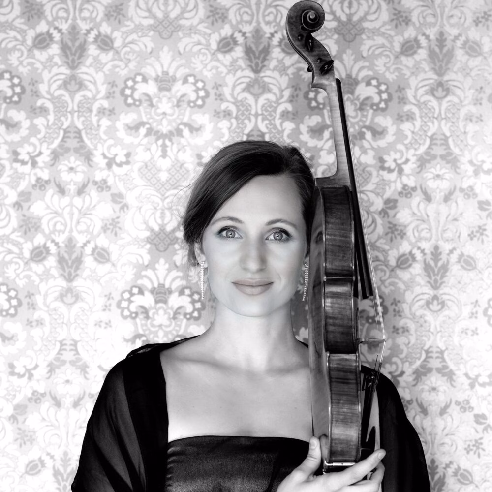 ELENA NEFF ZHUNKE